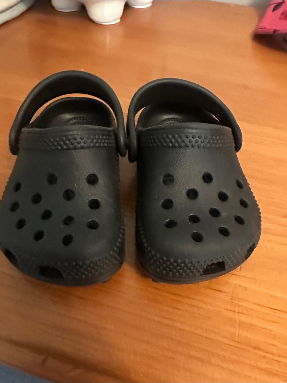 Kids Black Clog Sandals - Comfortable Everyday Slip-Ons